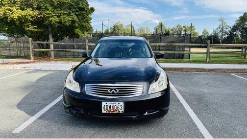 2009 INFINITI G37 x