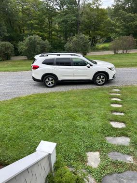 White 2019 Subaru Ascent Premium 7-Passenger
