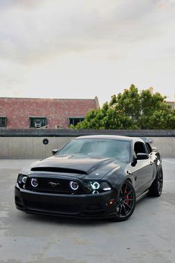 Black 2014 Ford Mustang GT Premium