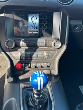 2016 Ford Shelby GT350 Base