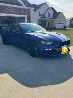 2016 Ford Shelby GT350 Base