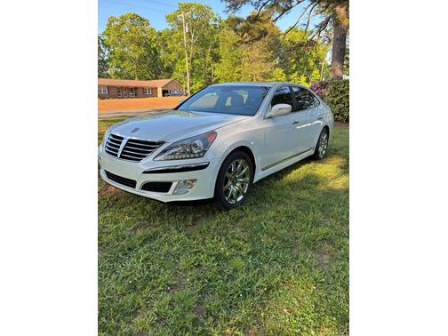 2012 Hyundai Equus Signature