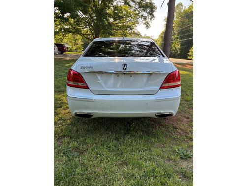 2012 Hyundai Equus Signature