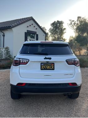 Photo 4 of 14 of 2019 Jeep Compass Limited