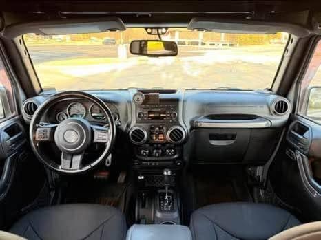 Silver 2015 Jeep Wrangler Unlimited Sport