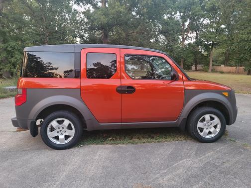 2004 Honda Element EX