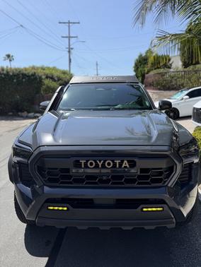 2025 Toyota Tacoma Hybrid Trailhunter