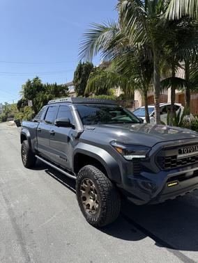 2025 Toyota Tacoma Hybrid Trailhunter