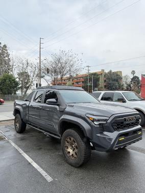 2025 Toyota Tacoma Hybrid Trailhunter