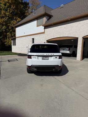 2021 Land Rover Range Rover Sport HSE Silver Edition