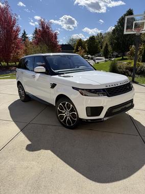 2021 Land Rover Range Rover Sport HSE Silver Edition