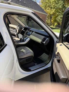 2021 Land Rover Range Rover Sport HSE Silver Edition