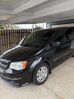 Black 2016 Dodge Grand Caravan AVP/SE