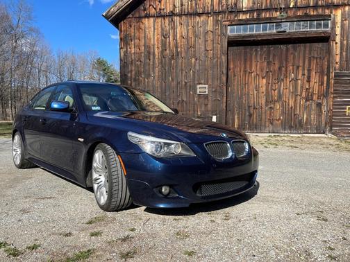 Blue 2008 BMW 550 i