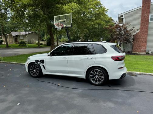 2023 BMW X5 PHEV xDrive45e
