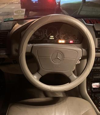 1997 Mercedes-Benz S-Class S500