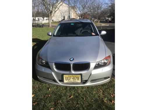 Silver 2006 BMW 325 xi