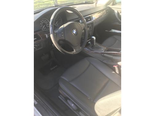 Silver 2006 BMW 325 xi