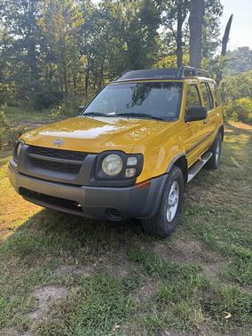 Yellow 2003 Nissan Xterra XE