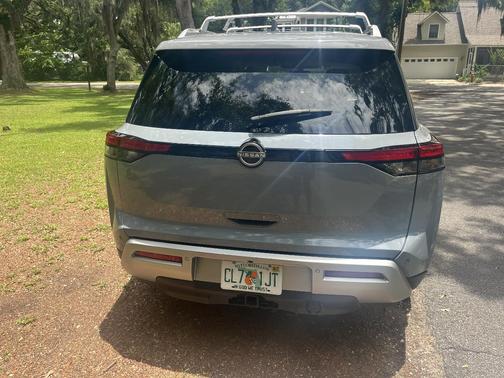 Gray 2023 Nissan Pathfinder Platinum