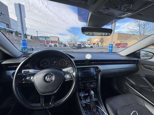 2020 Volkswagen Passat 2.0T SE