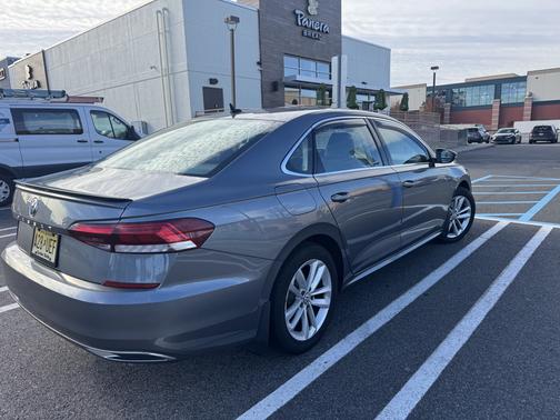 2020 Volkswagen Passat 2.0T SE