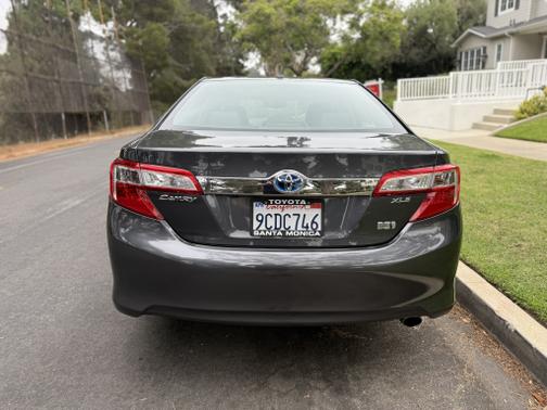 2012 Toyota Camry Hybrid XLE