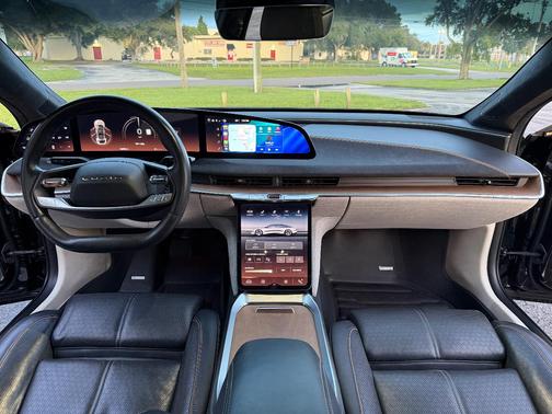 Black 2022 Lucid Air Grand Touring