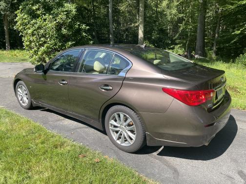 2014 INFINITI Q50 Premium