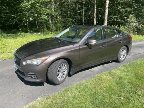 2014 INFINITI Q50 Premium