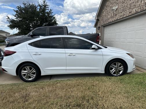 2019 Hyundai ELANTRA Value Edition