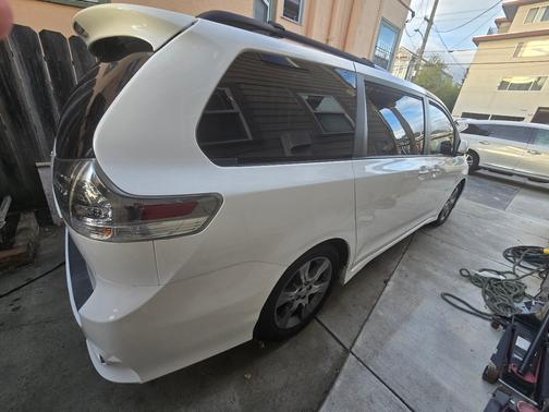 2015 Toyota Sienna SE