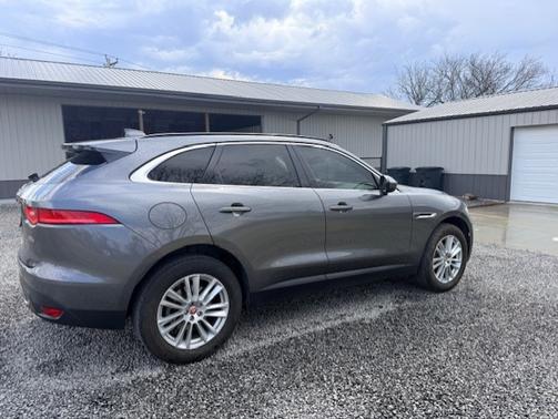 2018 Jaguar F-PACE 25t Prestige