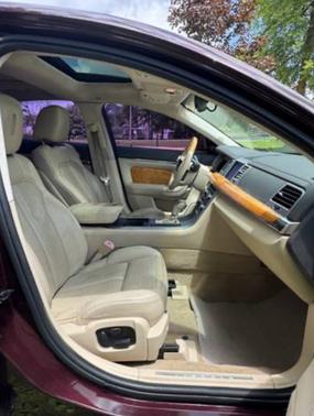 2011 Lincoln MKZ Base