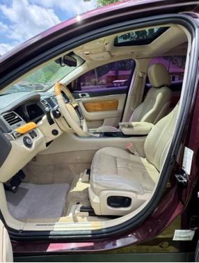 2011 Lincoln MKZ Base