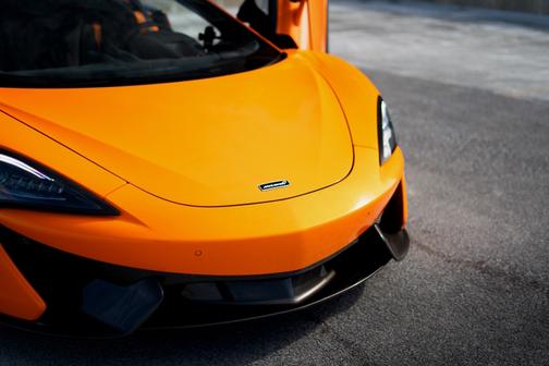 2016 McLaren 570S Base