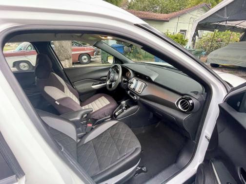 2020 Nissan Kicks SV