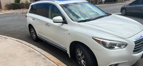 Photo 1 of 7 of 2015 INFINITI QX60 Base