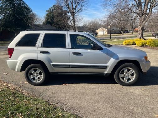 2005 Jeep Grand Cherokee Laredo