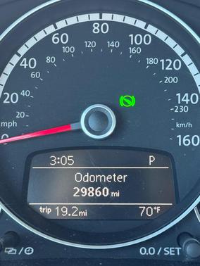 White 2014 Volkswagen Beetle DSG 2.0T R-Line w/Sound