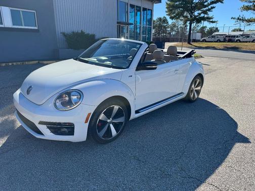White 2014 Volkswagen Beetle DSG 2.0T R-Line w/Sound