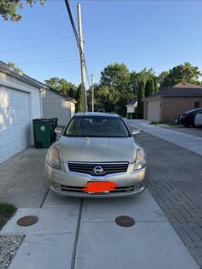 Gold 2009 Nissan Altima 2.5 SL
