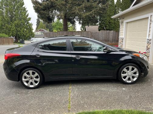 2012 Hyundai ELANTRA Limited