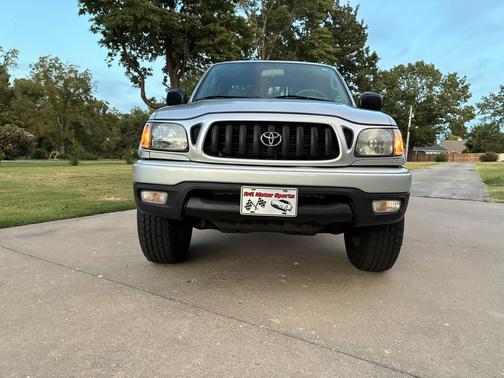 Silver 2002 Toyota Tacoma Xtracab