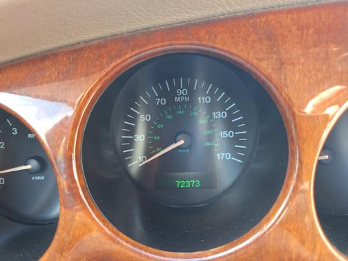 2000 Jaguar XK8 Base
