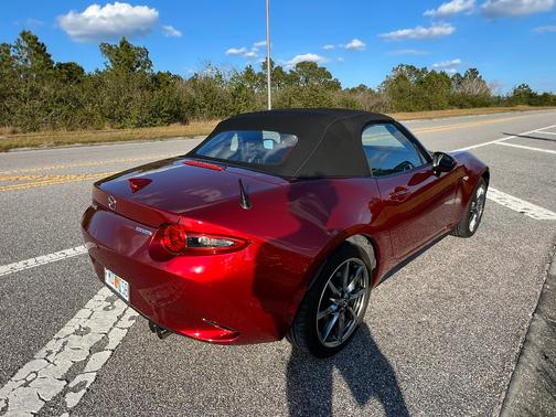 2023 Mazda MX-5 Miata Grand Touring