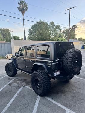 Black 2022 Jeep Wrangler Unlimited Rubicon