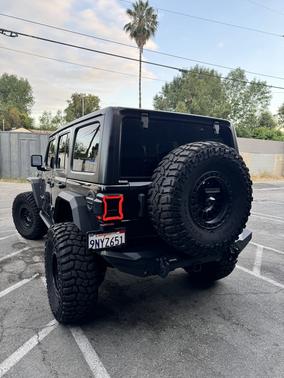 Black 2022 Jeep Wrangler Unlimited Rubicon