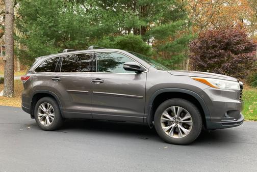 2016 Toyota Highlander LE Plus