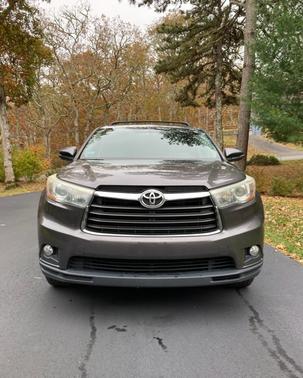 2016 Toyota Highlander LE Plus